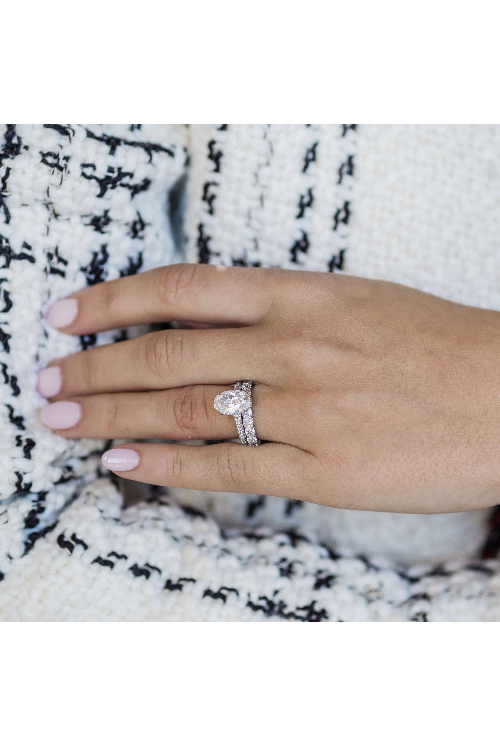 Glamorous moissanite jewelry