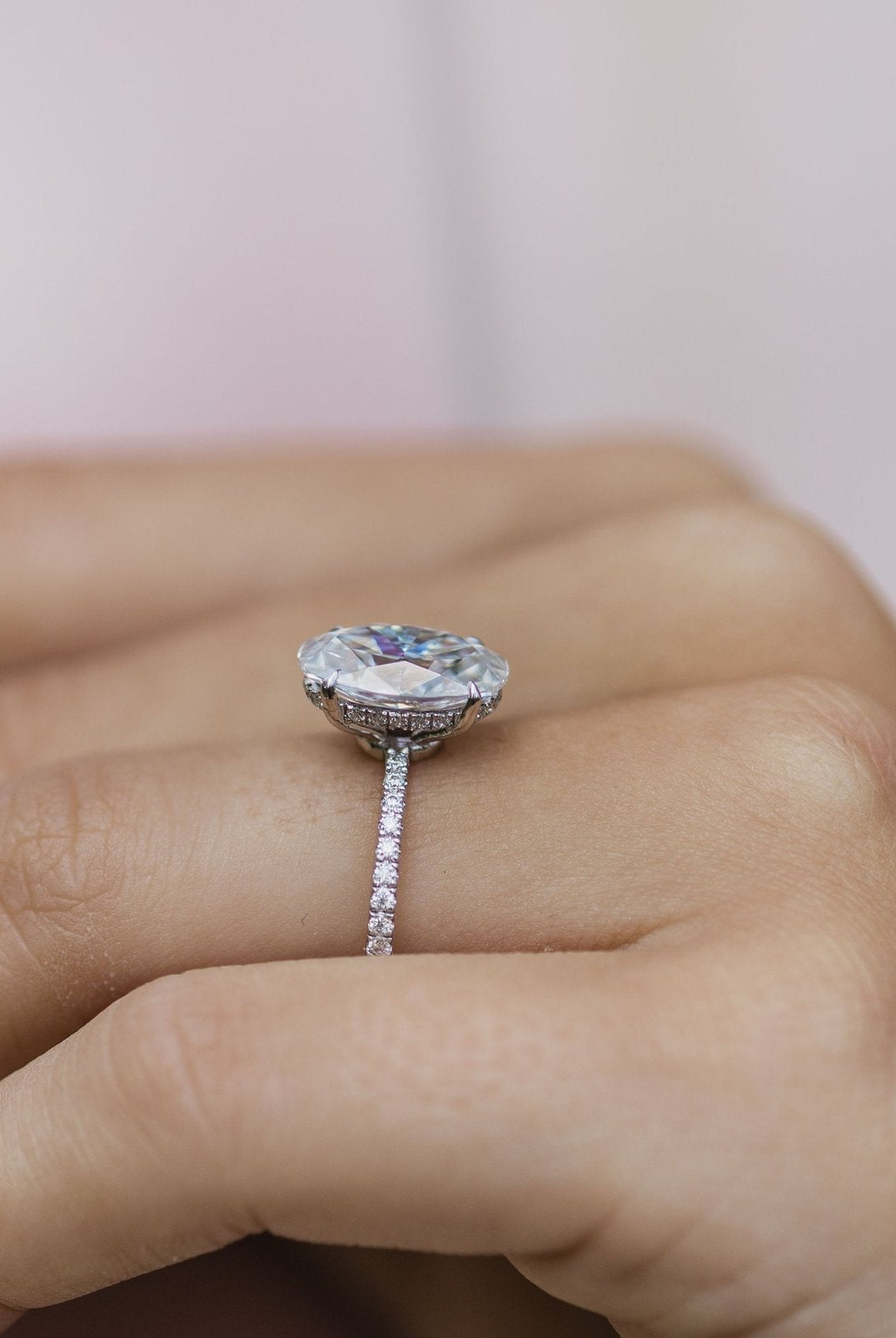 Multi-stone moissanite rings
