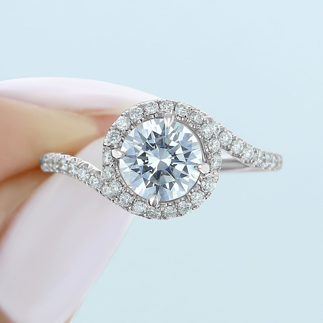 1.0CT Round Four Prong Moissanite Diamond Halo Engagement Ring For Women