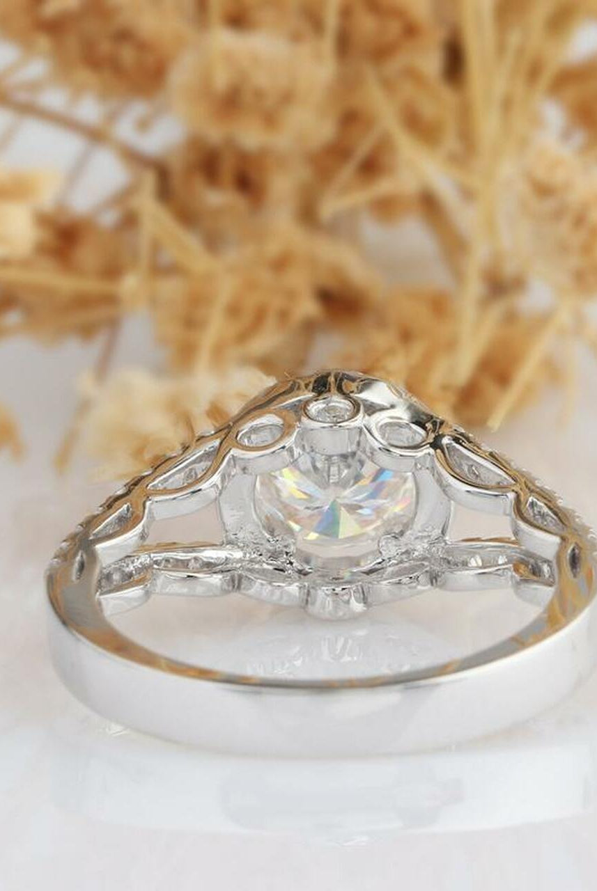 1.0CT Round Split Shank Moissanite Diamond Halo Engagement Ring