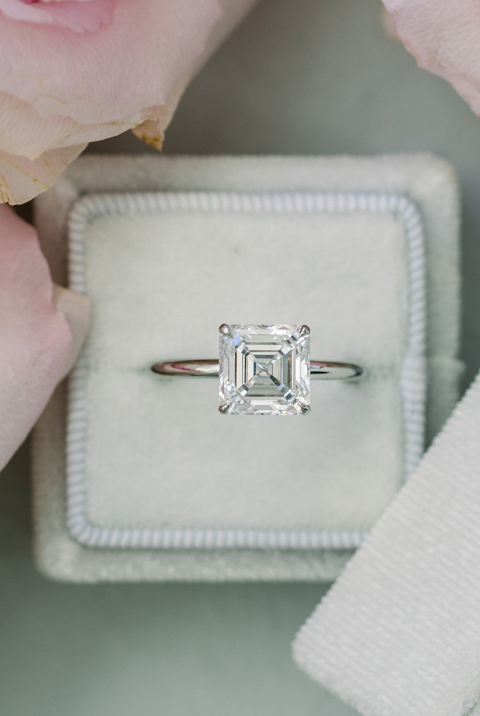 2.0ct Asscher Moissanite Diamond Solitaire Engagement Ring For Women In 14K Solid Gold