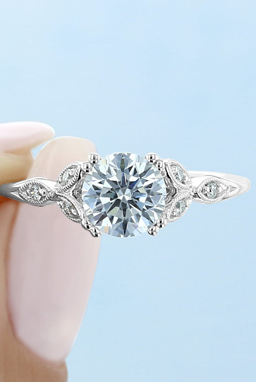 1.0CT Round Double Claw Prong Moissanite Diamond Vintage Engagement Ring