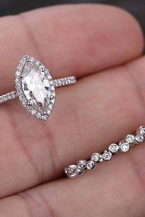 marquise-cut-halo-moissanite-bridal-ring-set