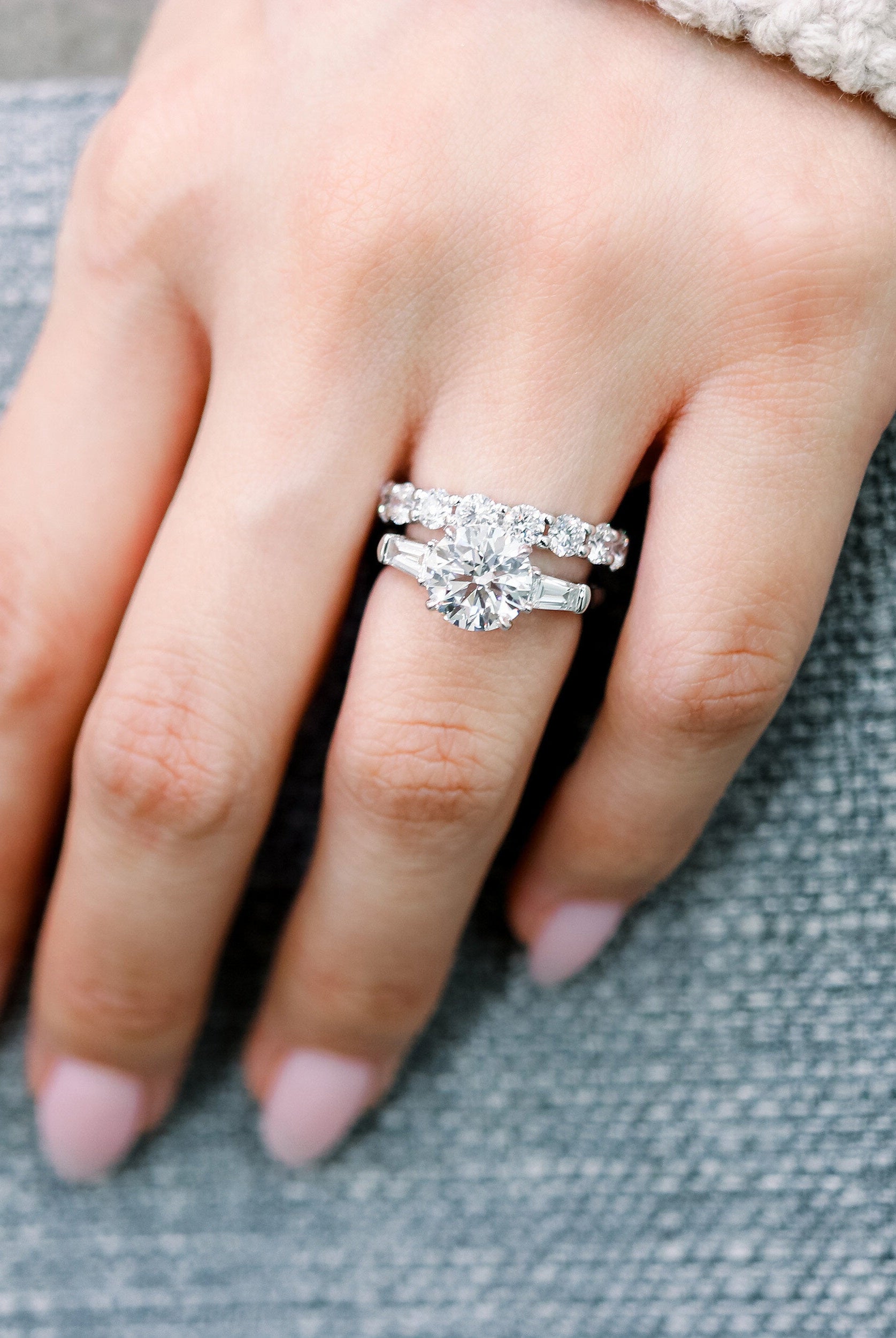 2.0CT Cathedral Set Round Moissanite Diamond Three Stone Engagement Ring