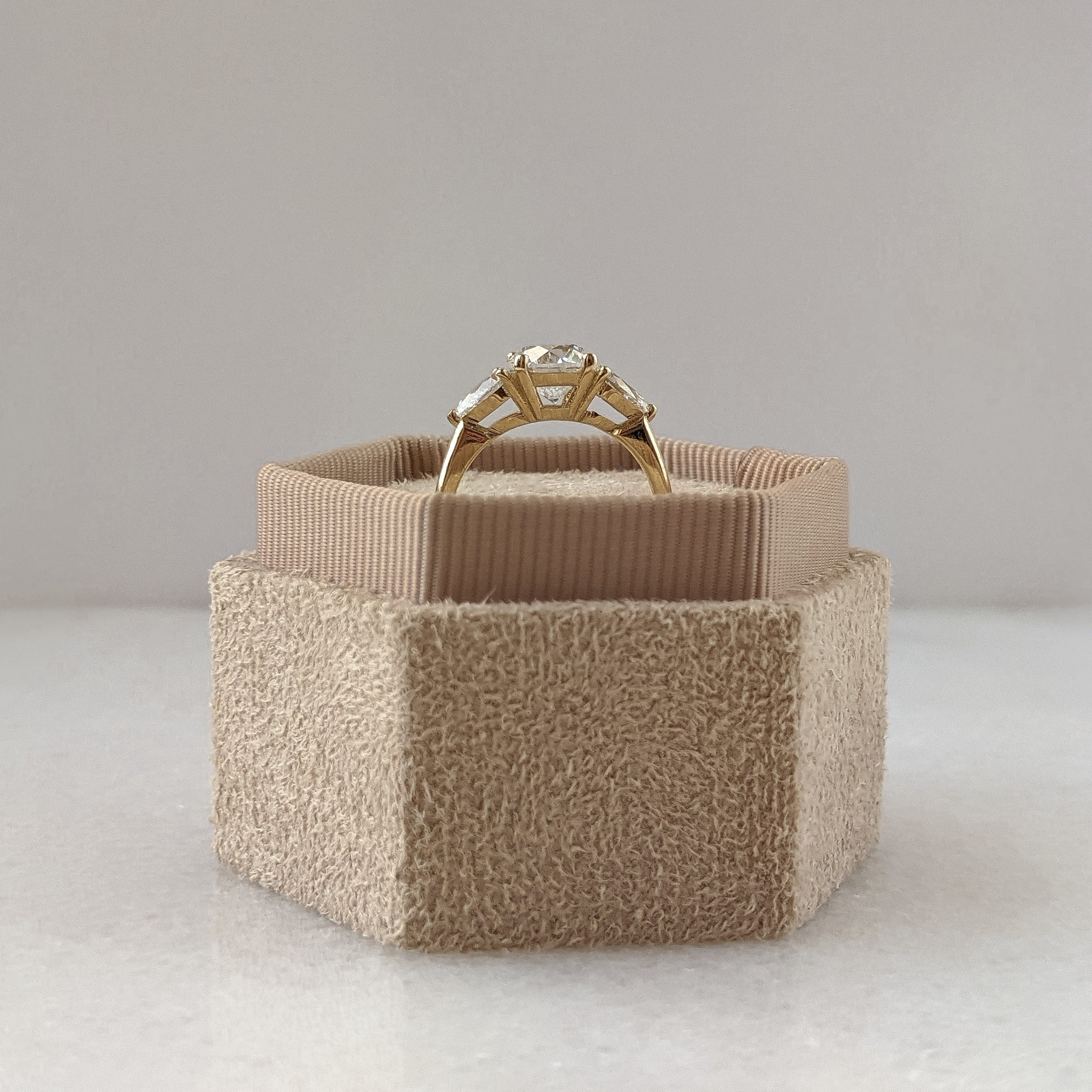 1.58CT Round Three Stone Moissanite Diamond Solitaire Engagement Ring