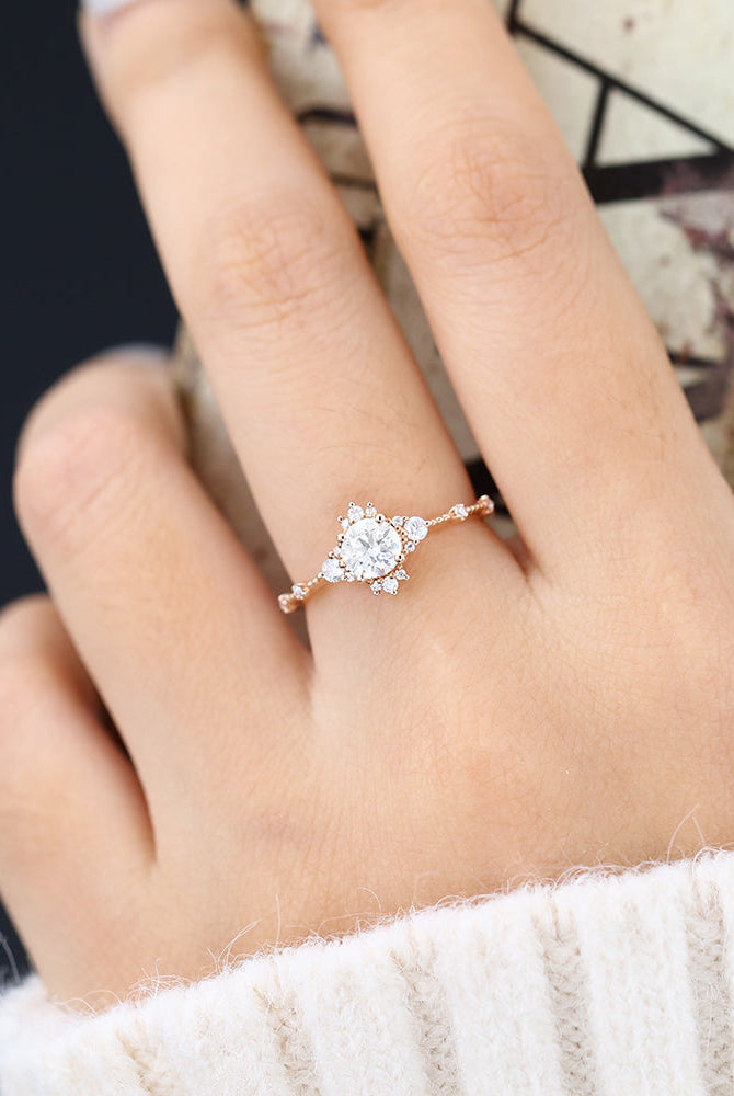 0-41-ct-round-shaped-moissanite-cluster-engagement-ring-9