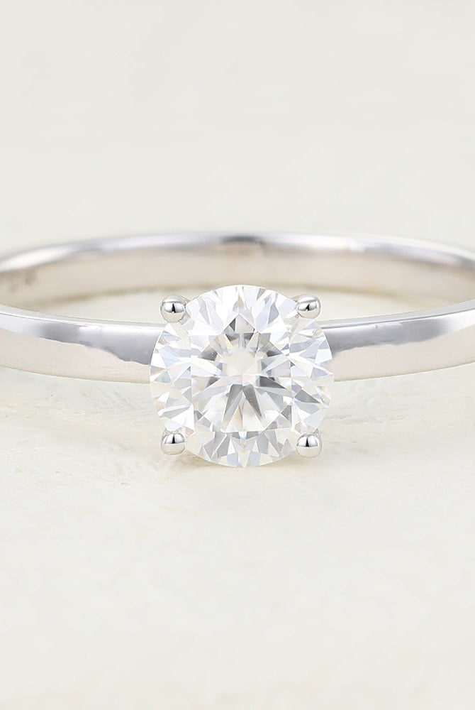 0-88-ct-round-shaped-moissanite-solitaire-engagement-ring-2