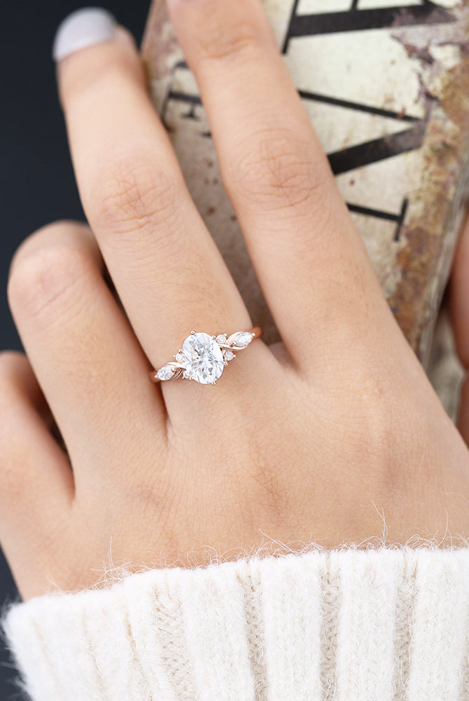 oval-shaped-moissanite-cluster-engagement-ring-10
