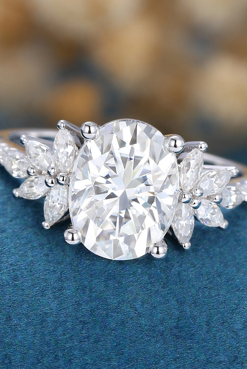 oval-shaped-moissanite-cluster-engagement-ring-4