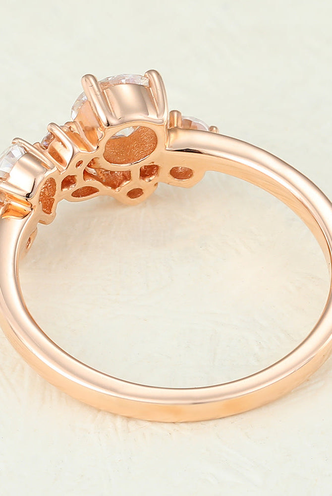 round-marquise-pear-shaped-moissanite-cluster-wedding-band