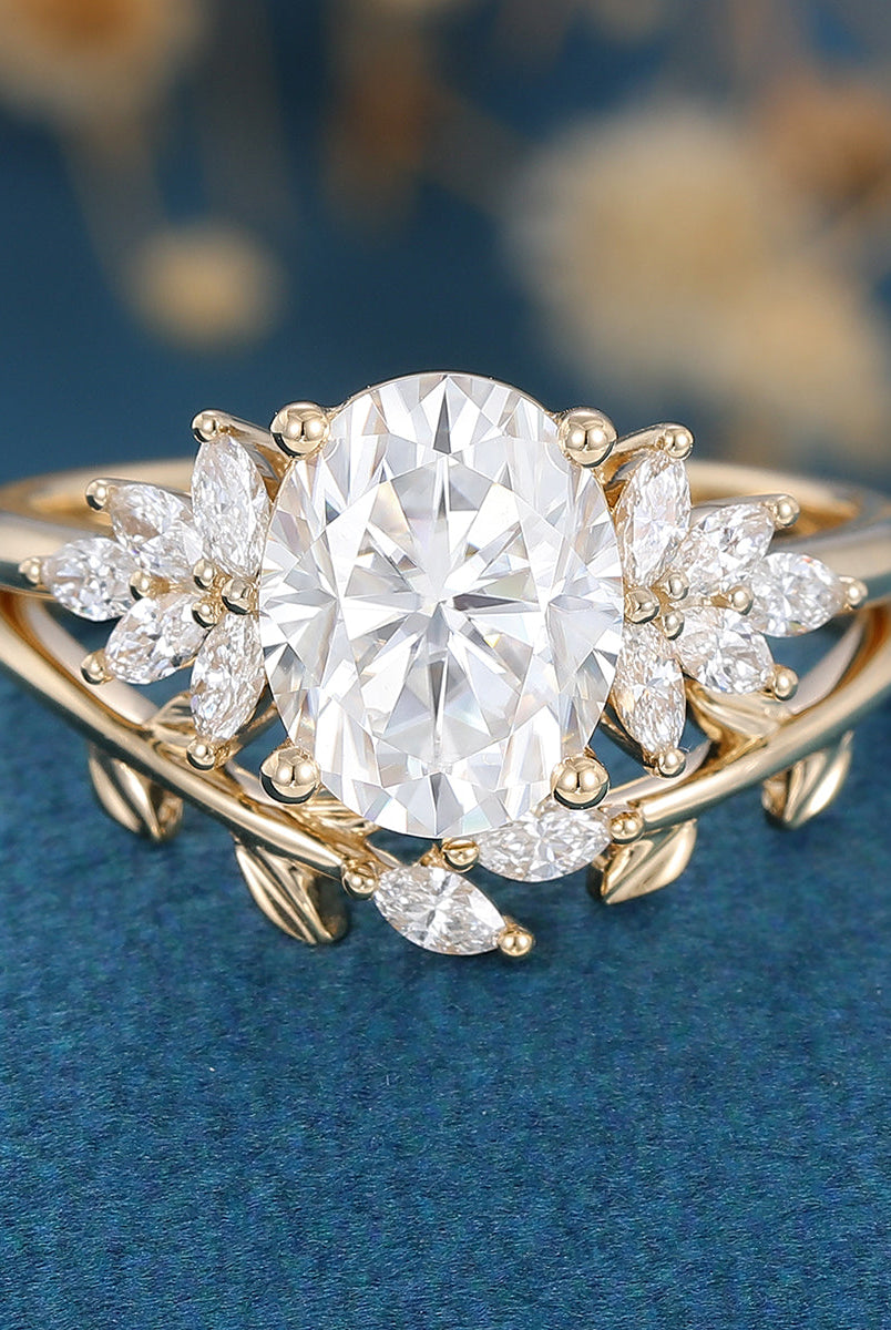 oval-shaped-moissanite-cluster-bridal-set