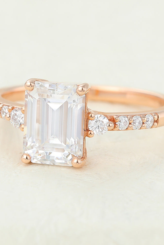 emerald-shaped-moissanite-pave-setting-engagement-ring-3