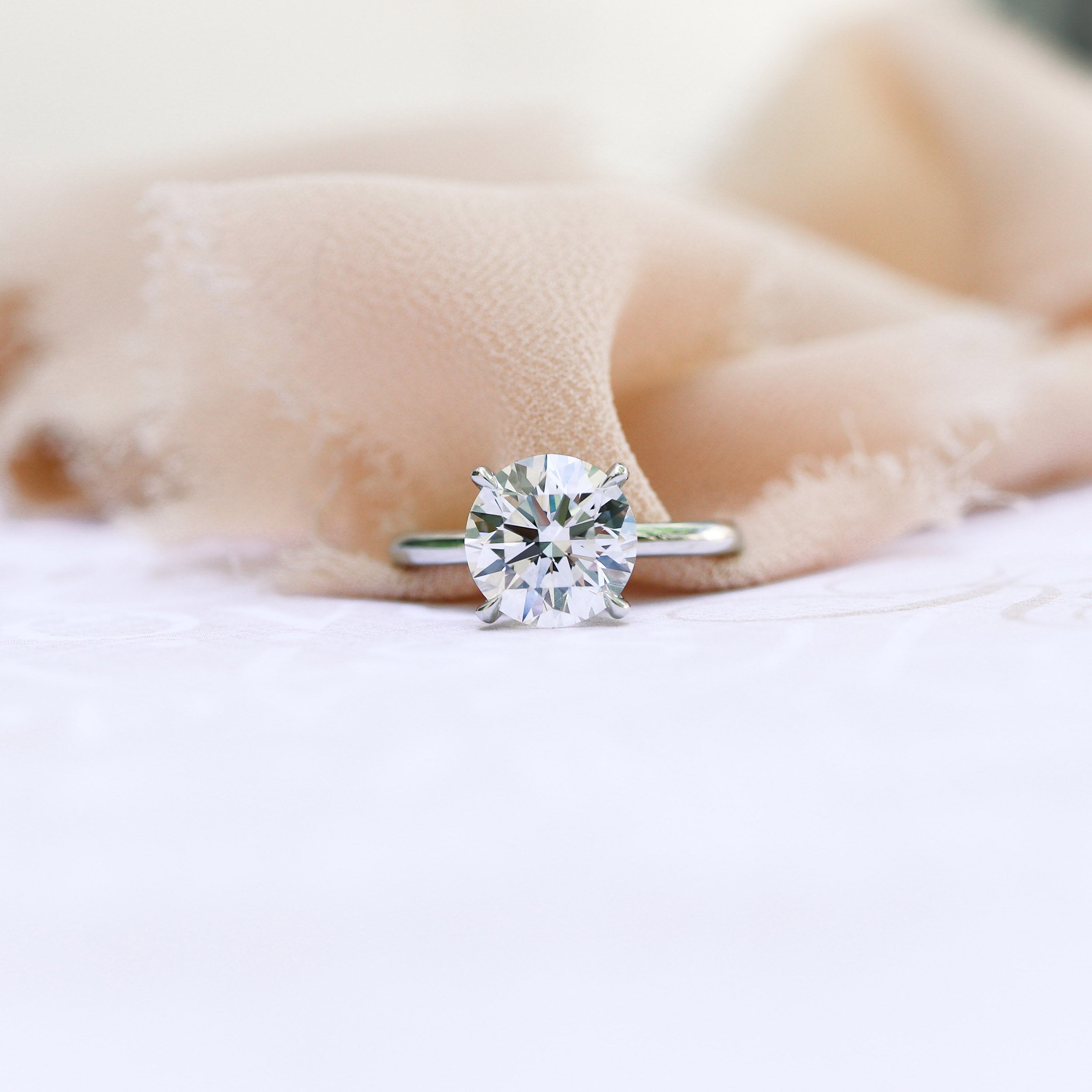 2.25ct Round Four Prong Moissnaite Diamond Engagement Ring In 14K Solid Gold