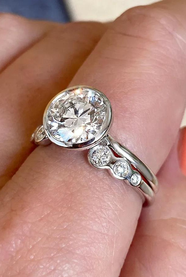 0-22-round-bezel-open-moissanite-bridal-wedding-band