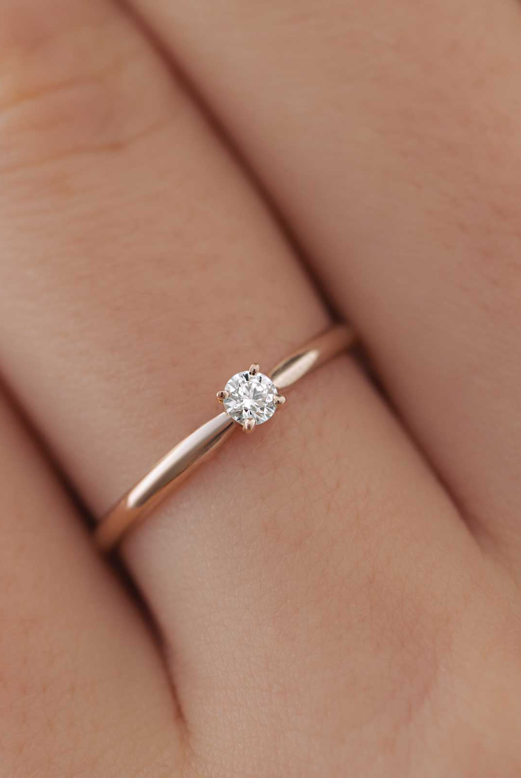 0-11-ct-round-shaped-moissanite-solitaire-engagement-ring