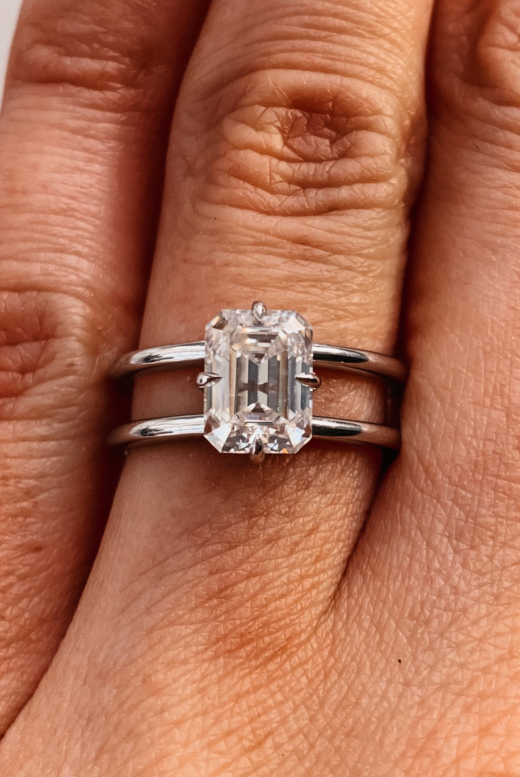 2.50 CT Emerald Cut Four Prong Moissanite Diamond Unique Solitaire Engagement Ring