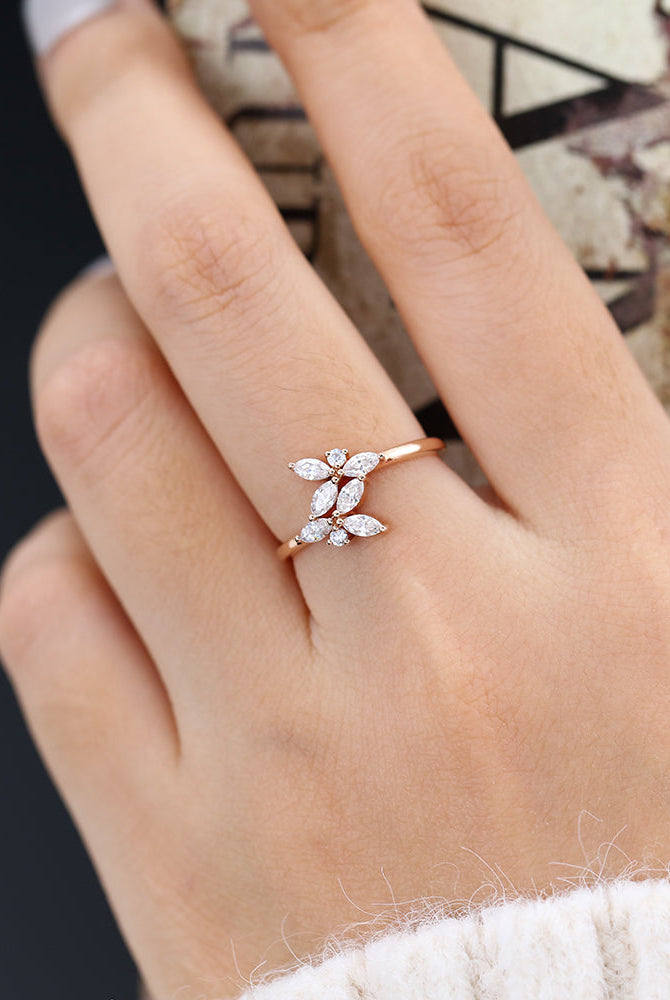 0-53-ct-marquise-round-shaped-moissanite-art-deco-wedding-band