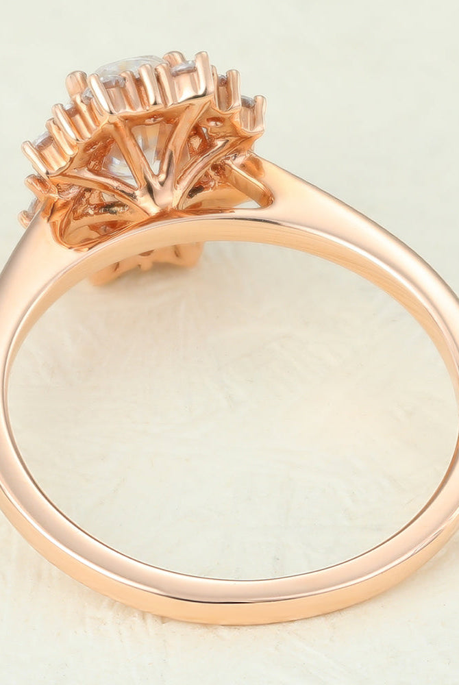 oval-shaped-moissanite-halo-engagement-ring
