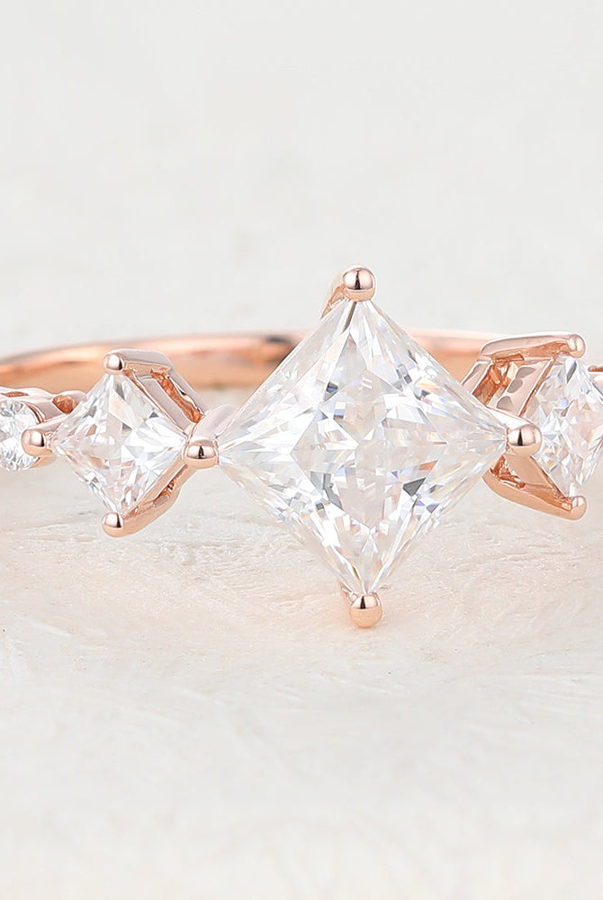 princess-shaped-moissanite-three-stone-engagement-ring