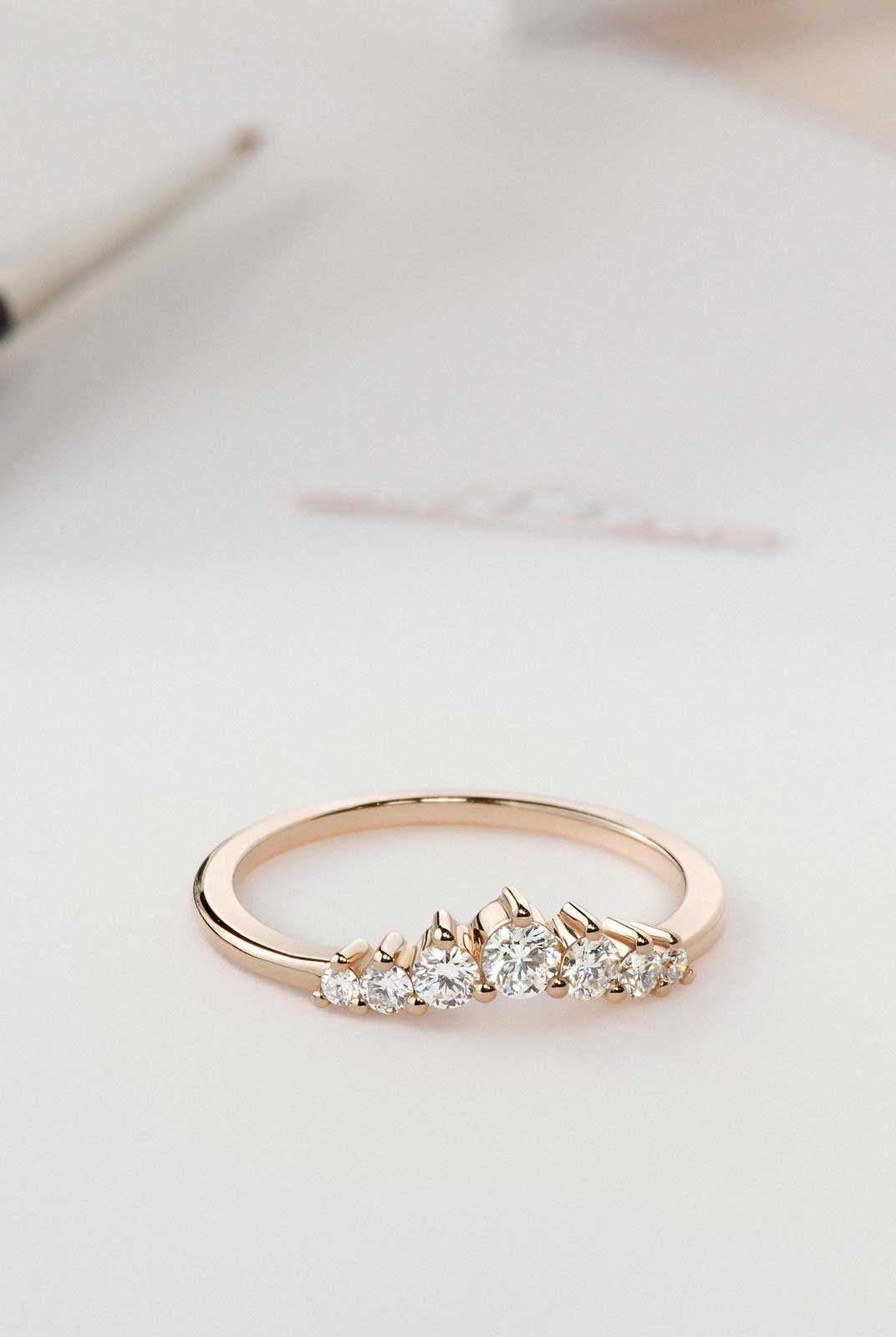 0-32-ct-round-shaped-moissanite-seven-stones-wedding-band