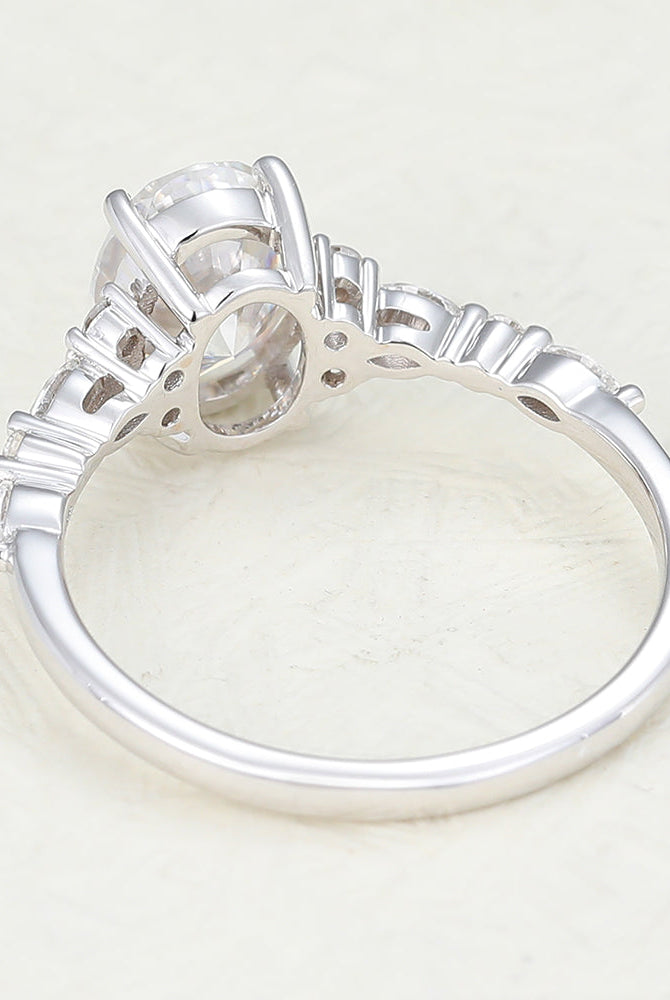 1-33-ct-oval-shaped-moissanite-pave-setting-engagement-ring-9