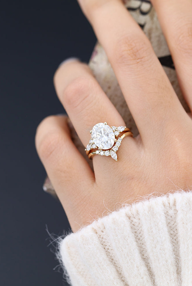 3-0-ct-oval-moissanite-cluster-bridal-ring-set-2