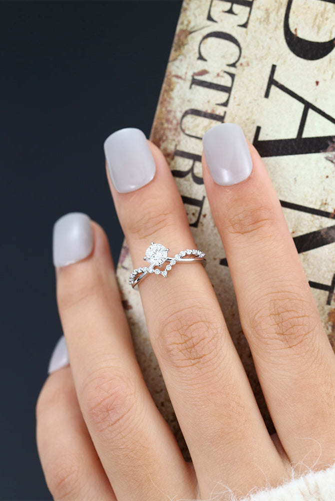0-41-ct-round-shaped-moissanite-cluster-engagement-ring-8