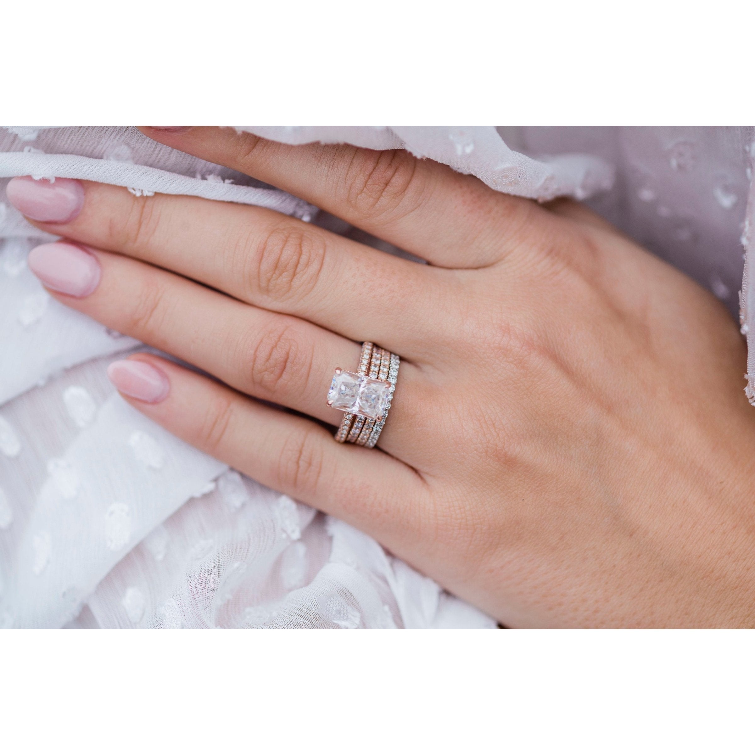 Cluster moissanite rings