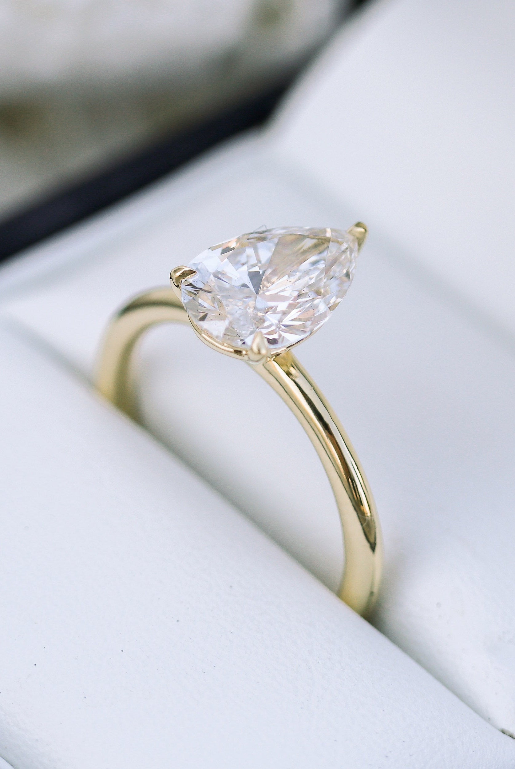 2.0ct Three Prong Pear Moissanite Diamond Solitare Engagement Ring For Her