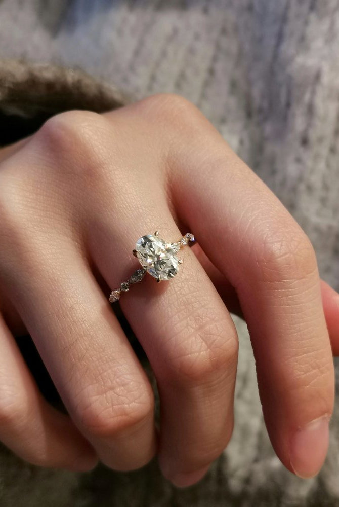 1-70-ct-oval-shaped-moissanite-solitaire-engagement-ring