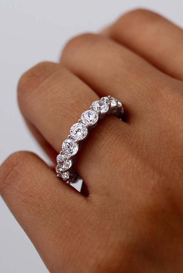 4-25-ct-round-shaped-moissanite-full-eternity-style-wedding-band