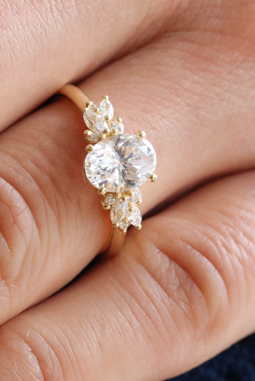 1.33CT Oval Cluster Moissanite Diamond Solitaire Engagement Ring