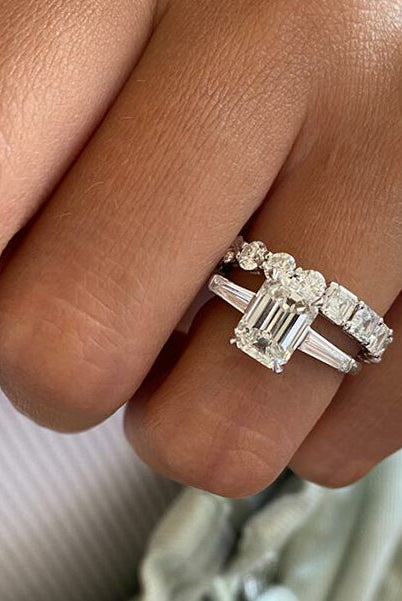 asscher-and-round-cut-alternative-style-wedding-band