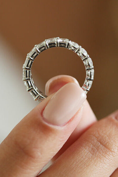 2-0-tcw-asscher-and-round-cut-alternative-style-wedding-band