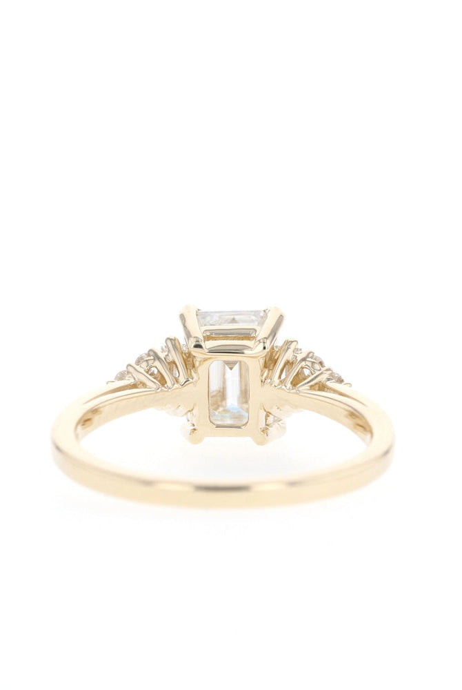 Emerald Cut Wedding Ring Alternative