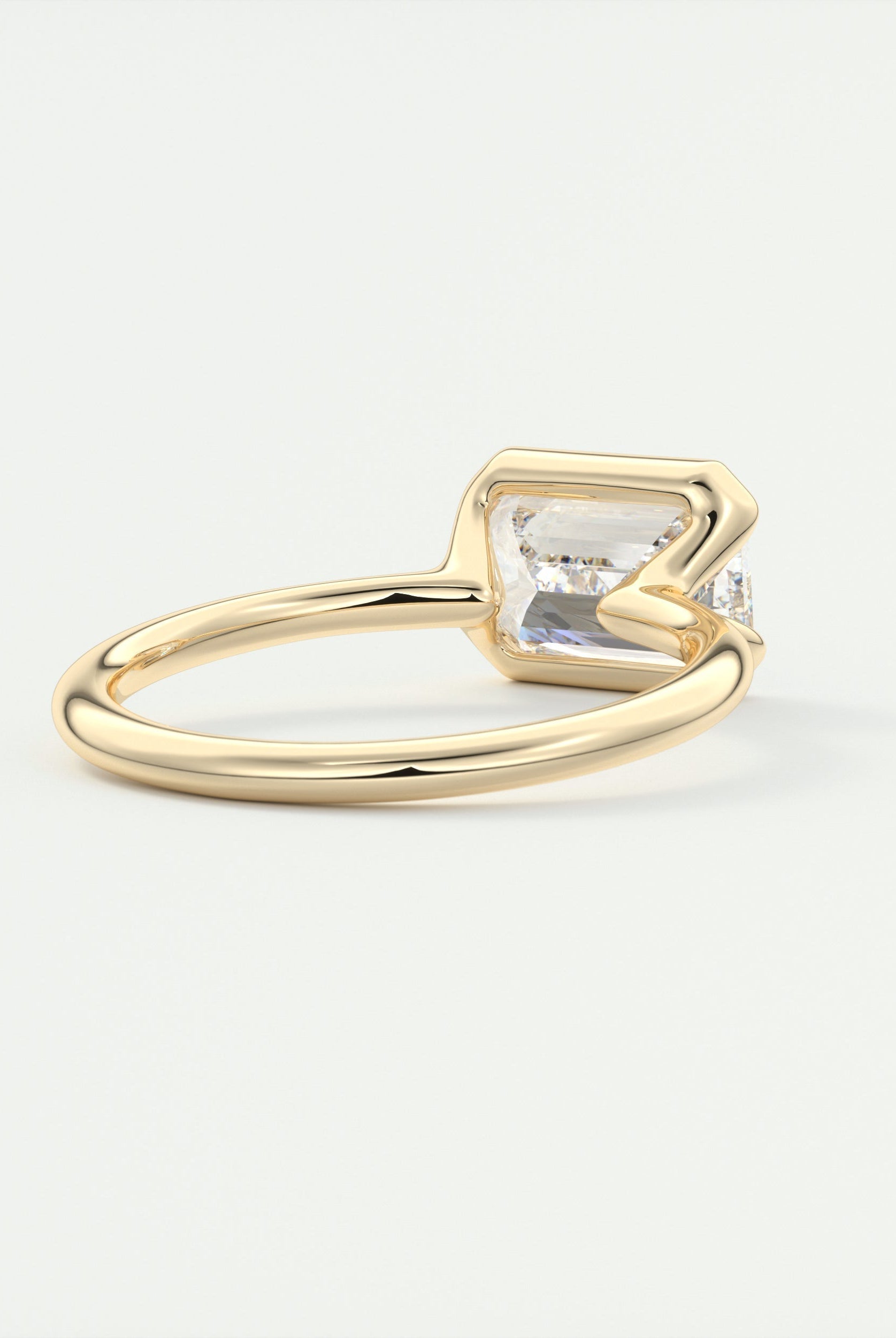Luxury Moissanite Engagement Ring