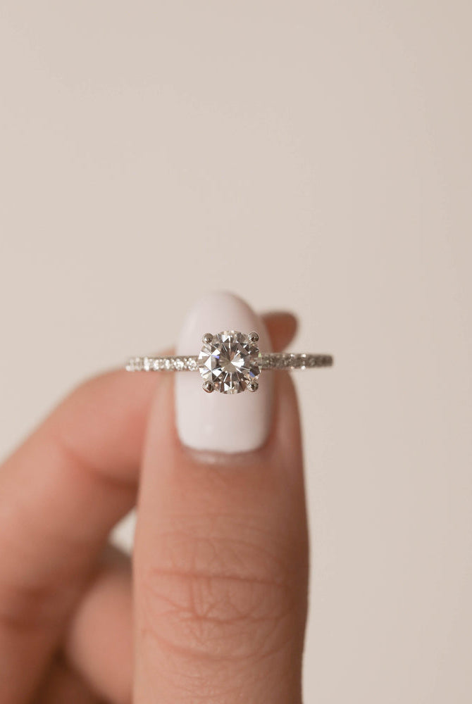 Round Wedding Ring