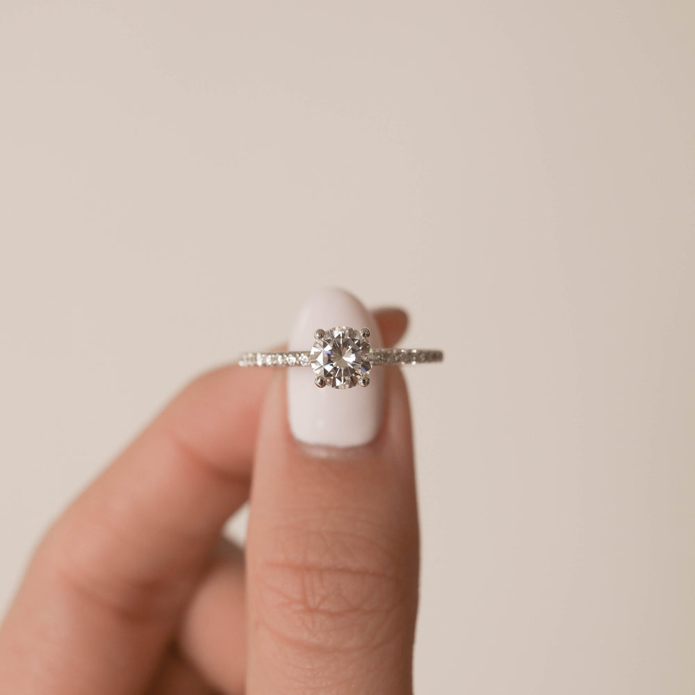 Round Wedding Ring