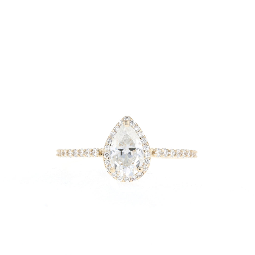 Luxury Pear Engagement Ring