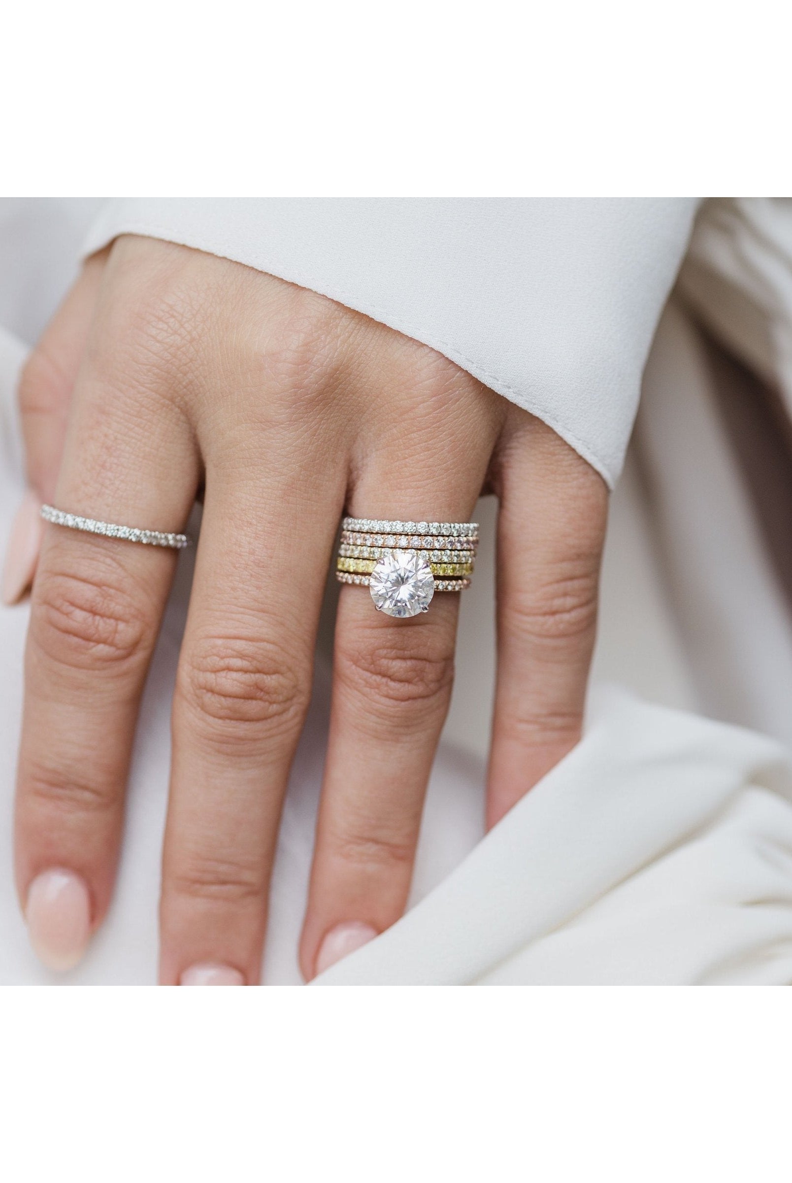 Round Diamond Alternative Ring