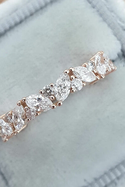 marquise-and-round-cut-alternative-style-wedding-band