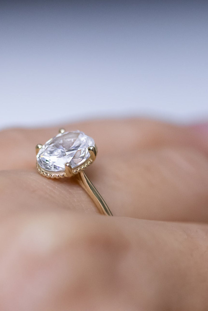 1.0CT Cathedral Set Round Moissanite Diamond Unique Solitaire Engagement Ring