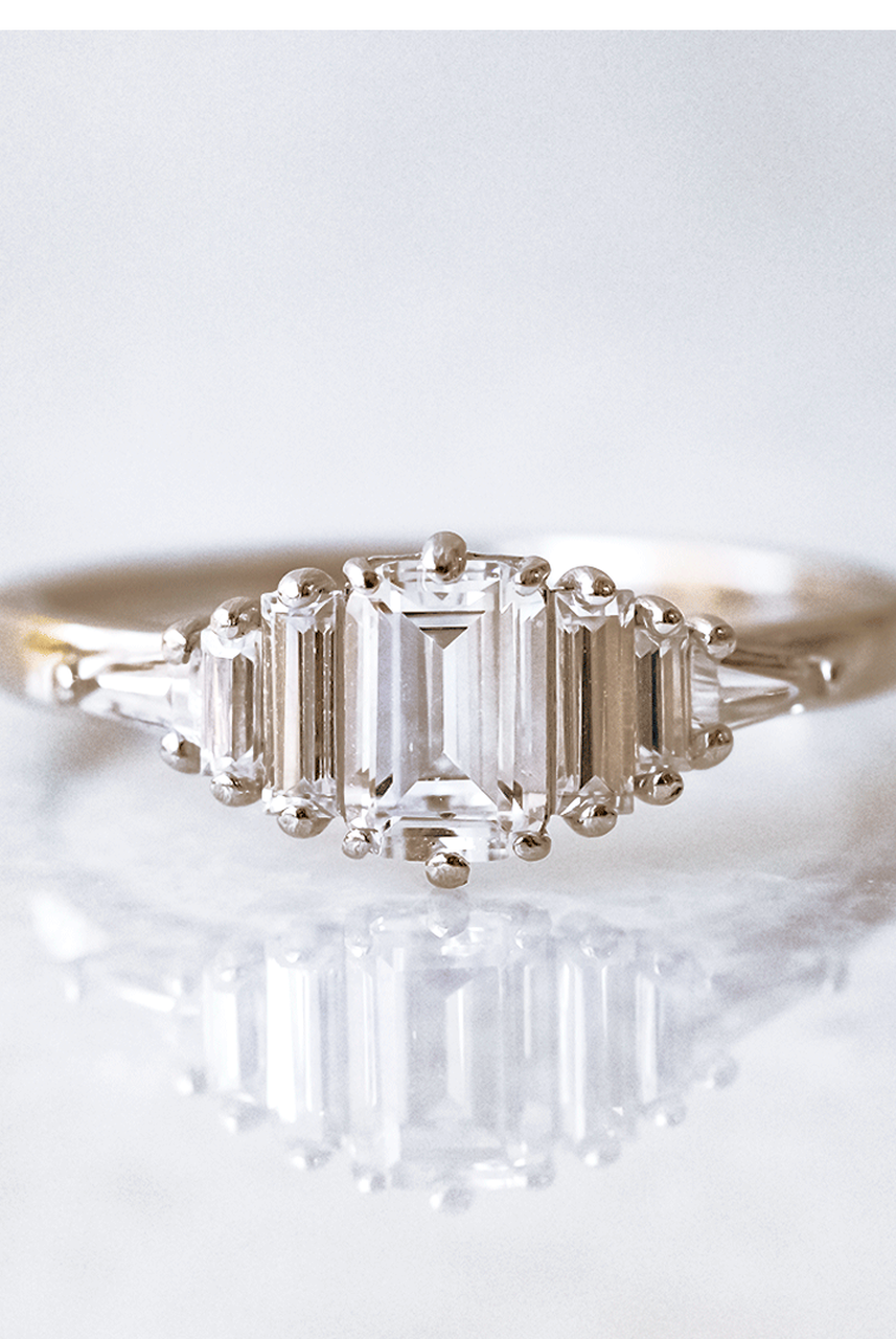 Moissanite conflict-free