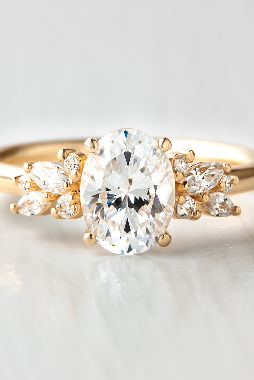 1.33CT Oval Cluster Moissanite Diamond Solitaire Engagement Ring