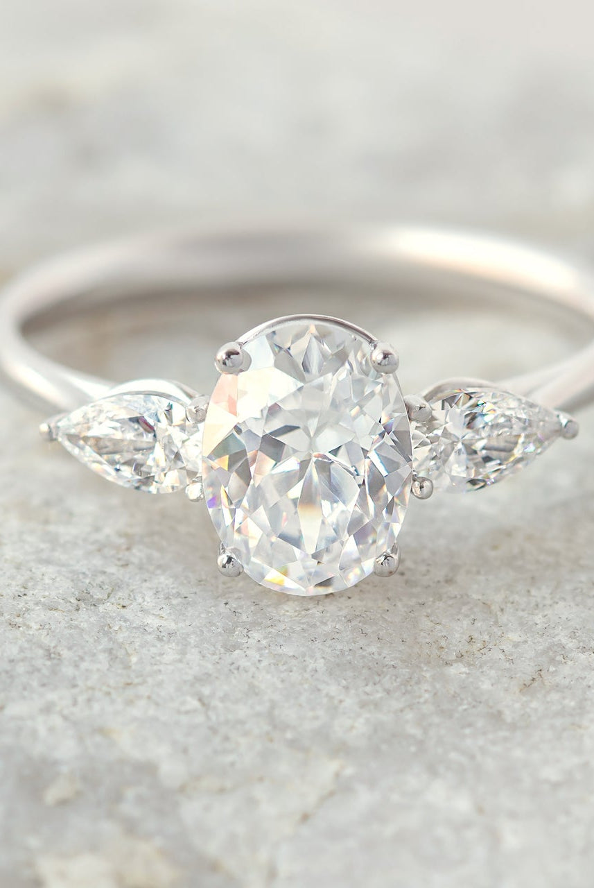 1.33CT Oval Three Stone Moissanite Diamond Solitaire Engagement Ring For Her