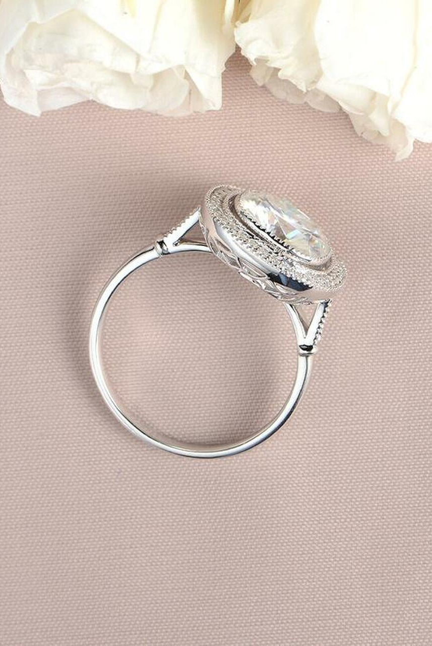 Moissanite Diamond Ring