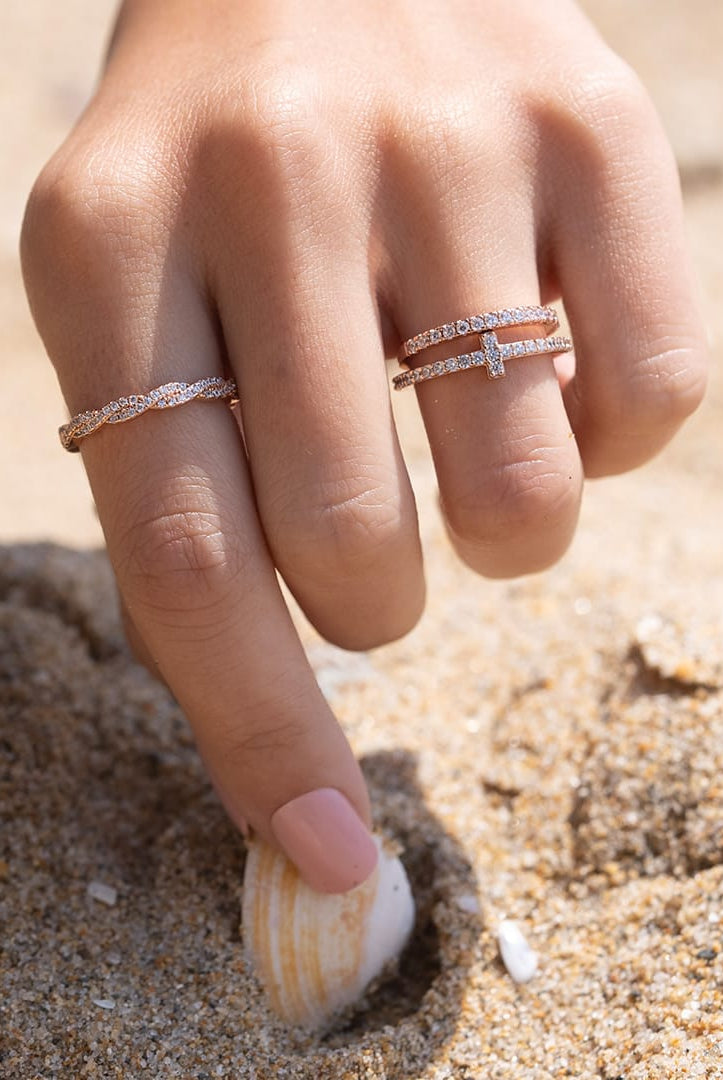 0-34-tcw-round-twisted-style-moissanite-wedding-band