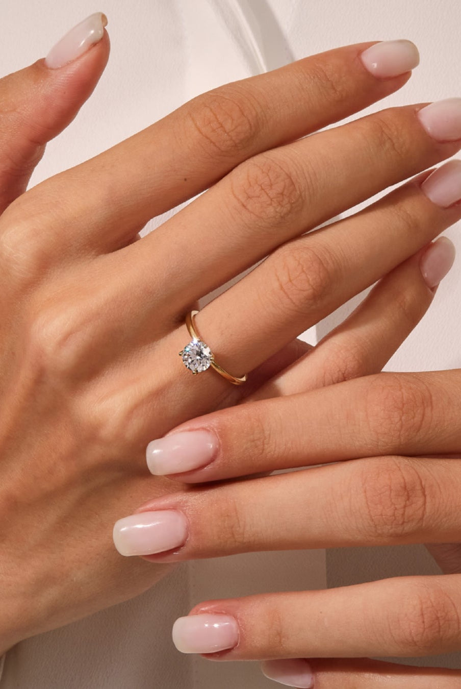 Round Cut Diamond Moissanite Solitaire Engagement Ring For Women