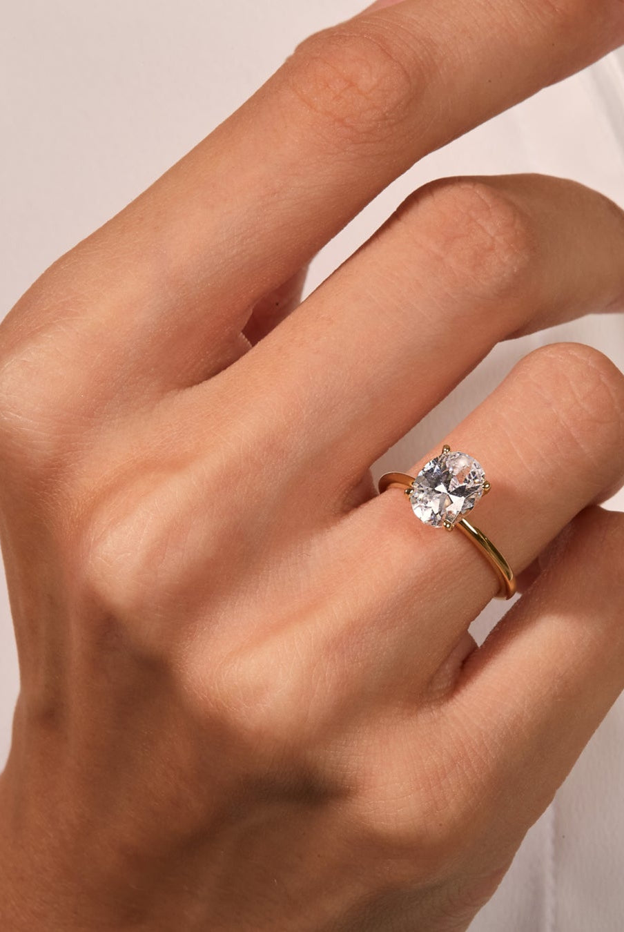 Oval Cut Moissanite Solitaire Diamond Engagement Ring For Her