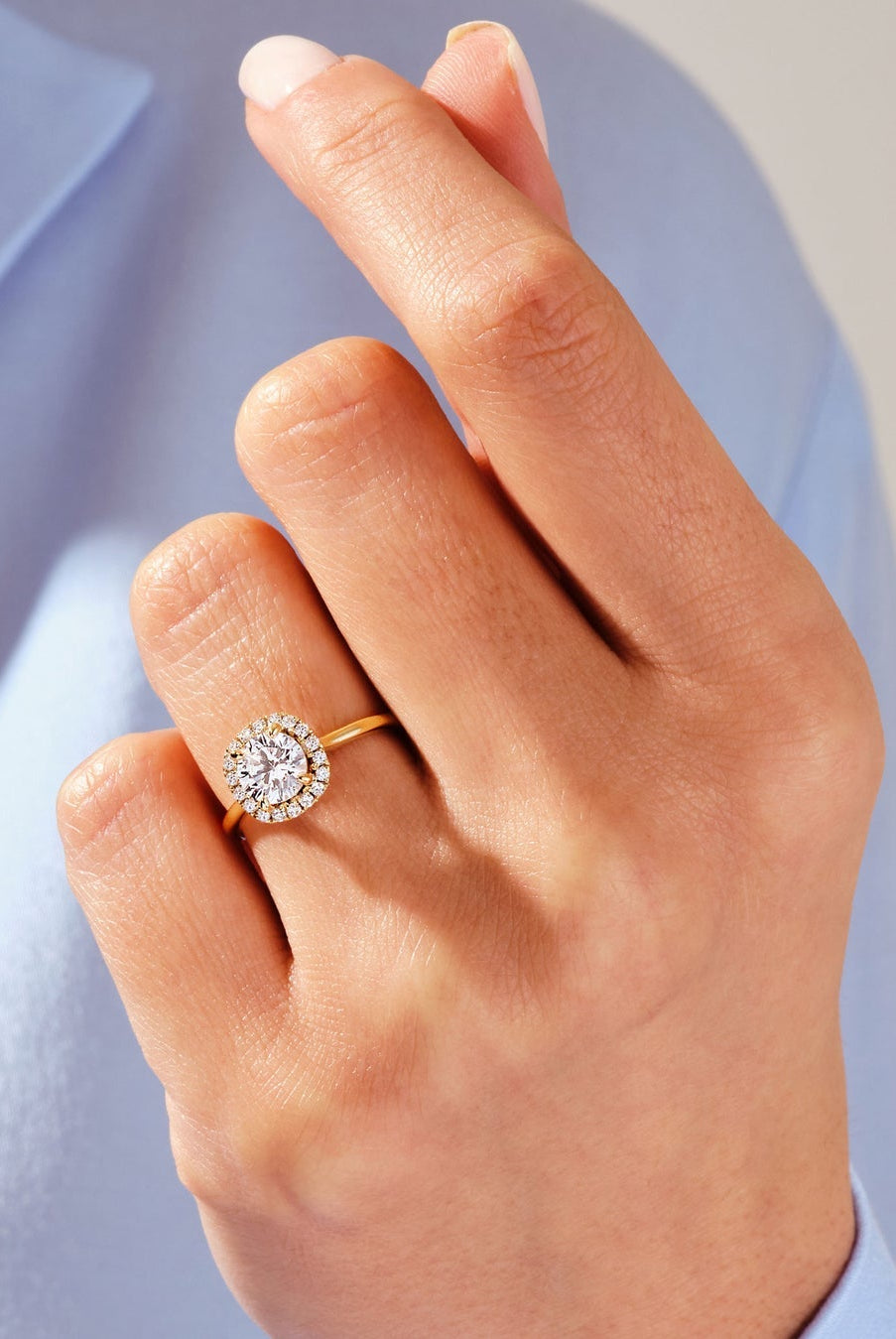 Round Cut Moissanite Diamond Halo Engagement Ring For Her
